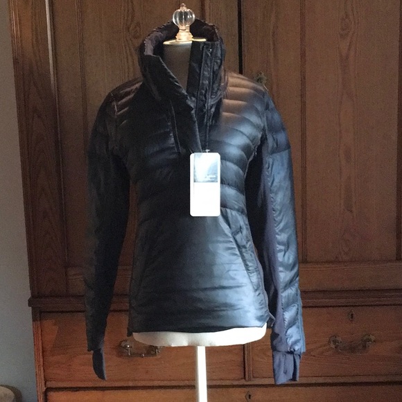 lululemon athletica Jackets & Blazers - Lulu Lemon “Down For A Run” Pullover II - Sz 4.